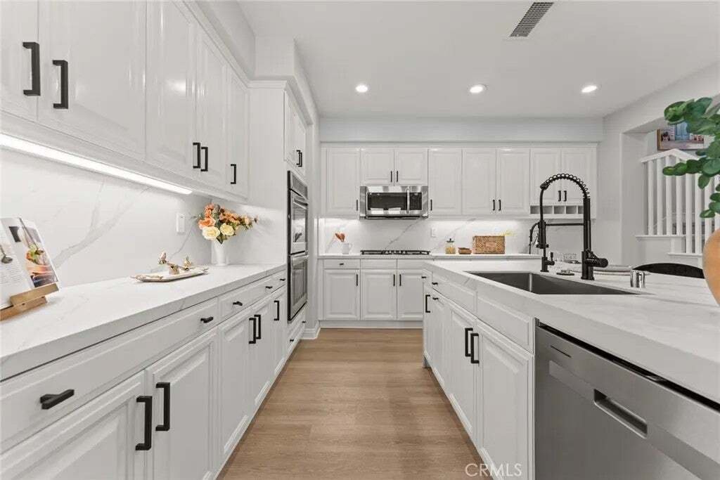 House in Irvine, California, United States 2 - 18642102