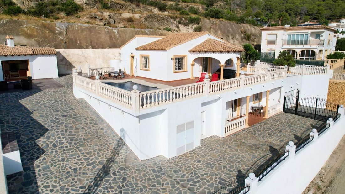 Villa in Calp / Calpe, Valencian Community, Spain 3 - 18610655