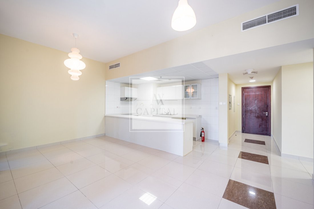 Apartment in Dubai Marina / Marsa Dubai, Dubai, United Arab Emirates 2 - 18648224