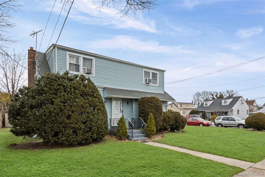 House in Lawrence, New York, United States 2 - 18645986