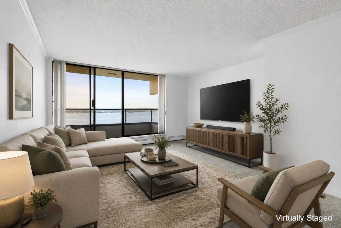 Condo in Vancouver, British Columbia, Canada 1 - 18643806