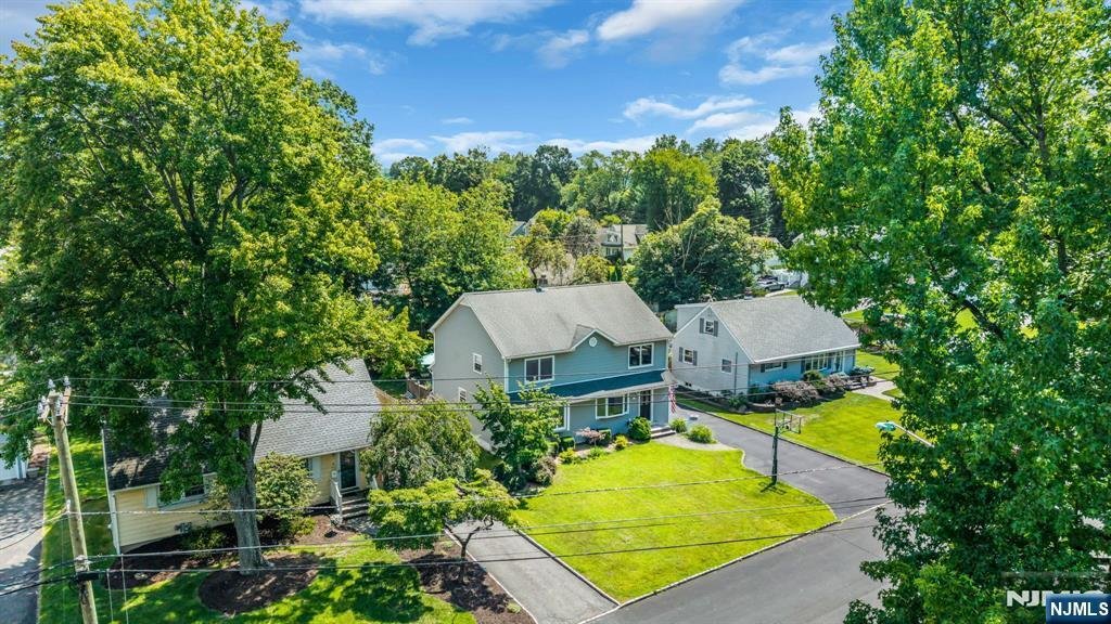 House in Cedar Grove, New Jersey, United States 3 - 18646769