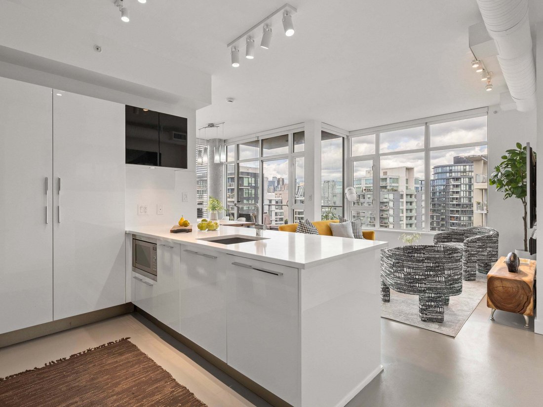Condo in Vancouver, British Columbia, Canada 4 - 18643798