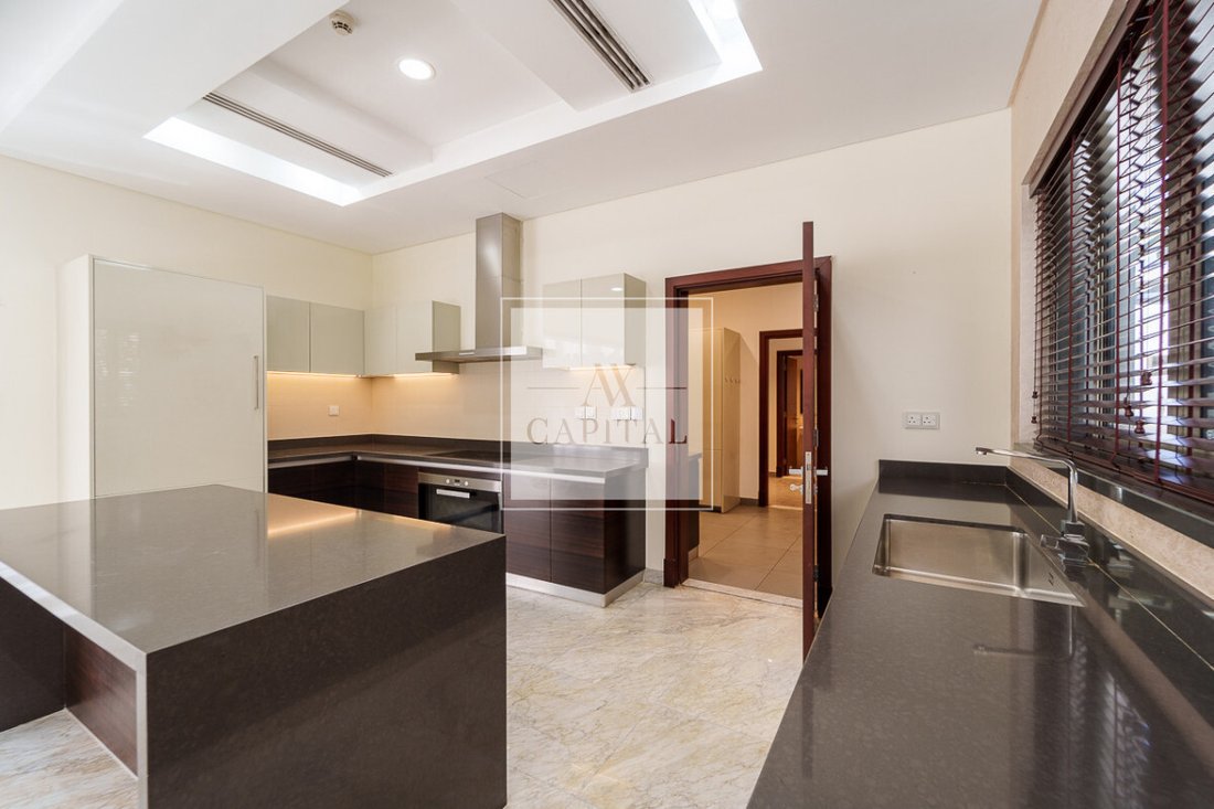 Villa in JVC / Jumeirah Village Circle, Dubai, United Arab Emirates 3 - 18648204