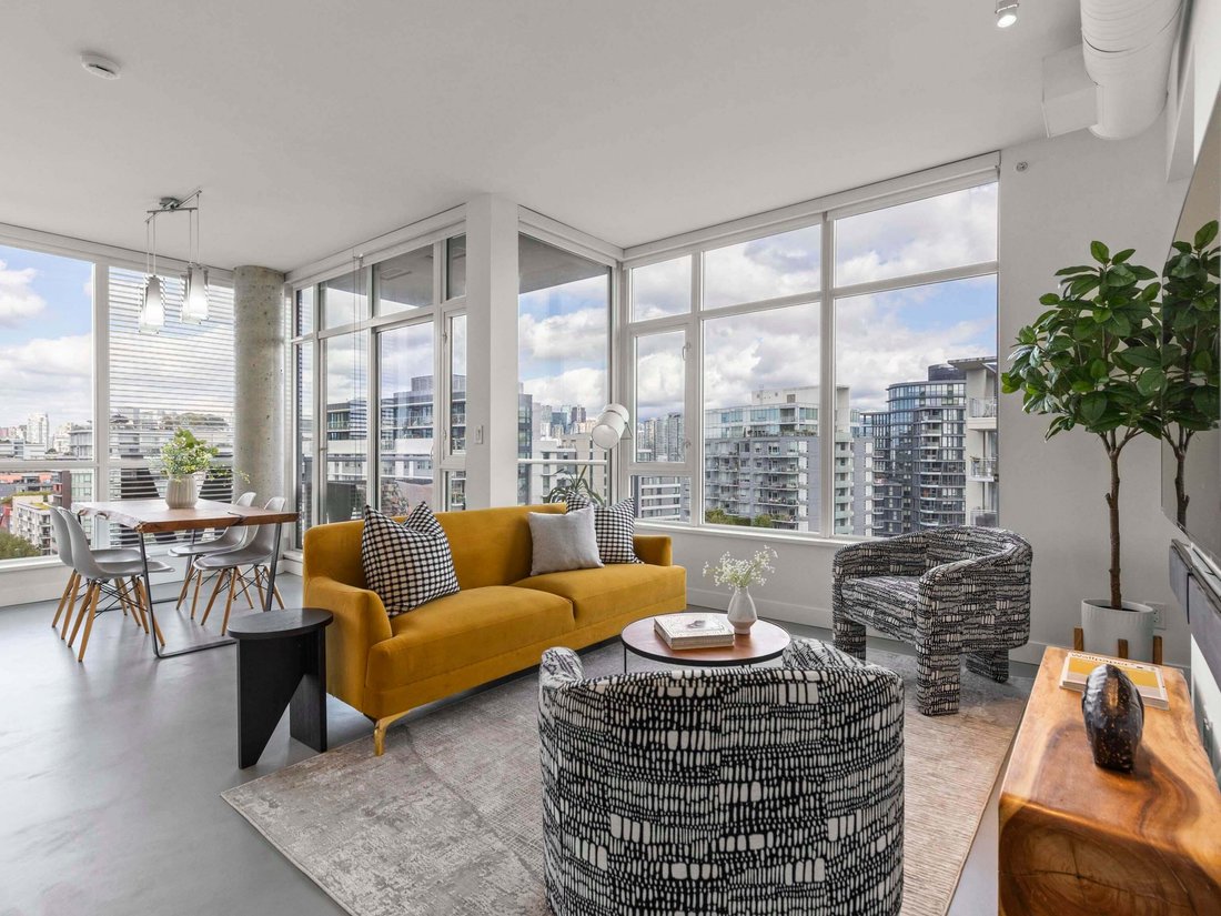 Condo in Vancouver, British Columbia, Canada 1 - 18643798