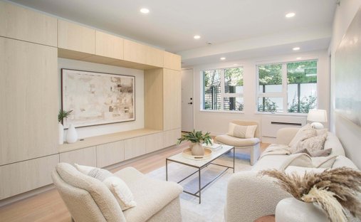 Townhouse in Vancouver, British Columbia, Canada 1