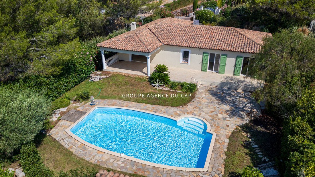 Villa in Le Dramont-Agay-Anthéor-Le Trayas, Saint-Raphaël, France 1 - 18644741