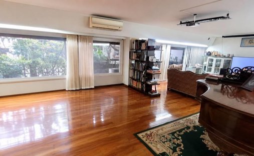 Condo in Buenos Aires, Buenos Aires, Argentina 1