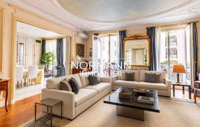 Apartment in Pereire-Malesherbes, Paris 17e Arrondissement, Paris 1 - 18271239