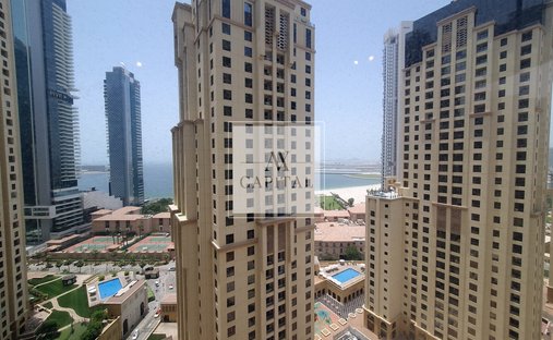 Apartment in JVC / Jumeirah Village Circle, Dubai, United Arab Emirates 1