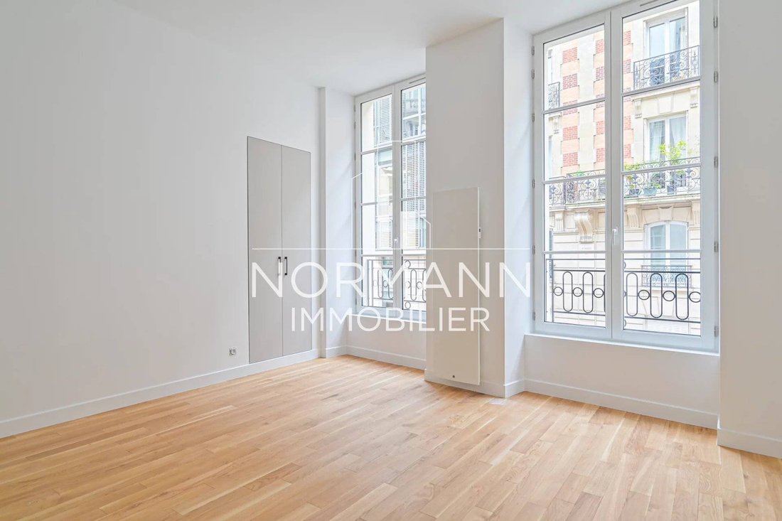 Apartment in Invalides, Paris 7e Arrondissement, Paris 1 - 18447577