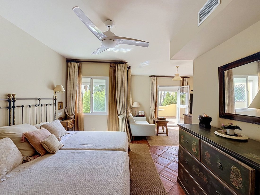 Apartment in San Pedro de Alcantara, Andalusia, Spain 5 - 18645784