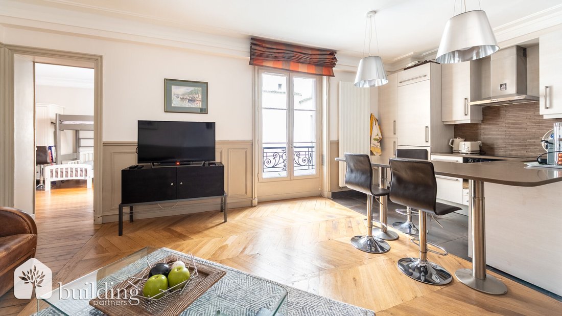 Apartment in La Fourche-Guy Môquet, Paris 17e Arrondissement, Paris 4 - 18646218