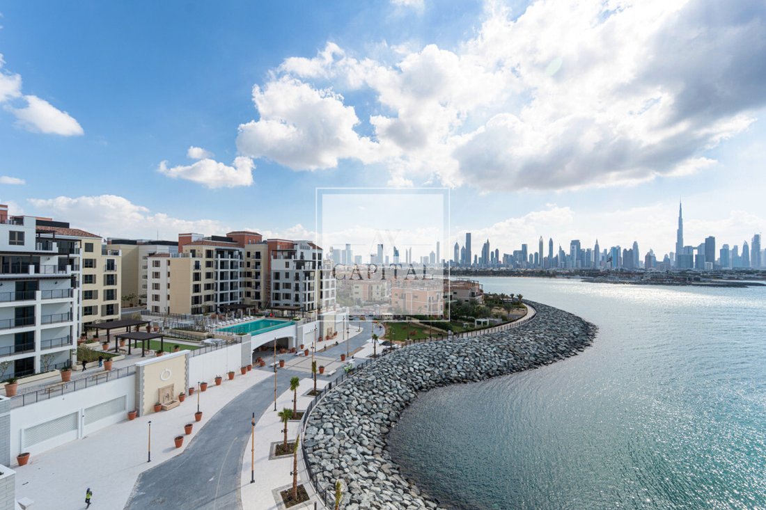 Apartment in Jumeirah, Dubai, United Arab Emirates 1 - 18648199
