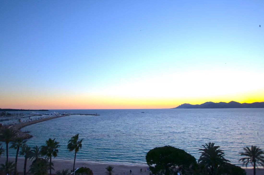 Apartment in Cannes, Provence-Alpes-Côte d'Azur, France 3 - 18647649