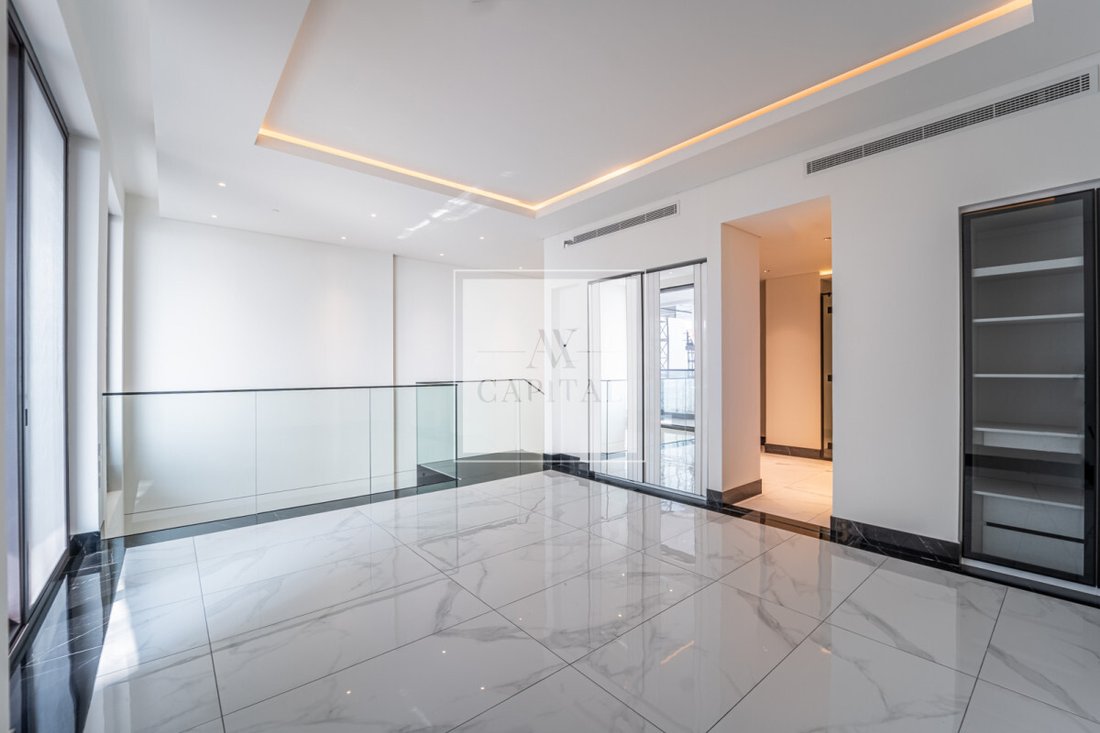 Apartment in Business Bay, Dubai, United Arab Emirates 2 - 18648190