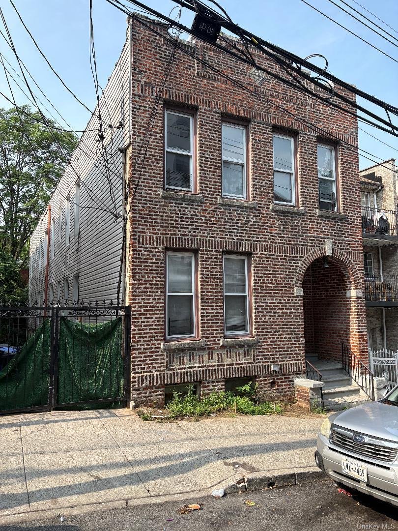 House in New York, New York, United States 1 - 18645972