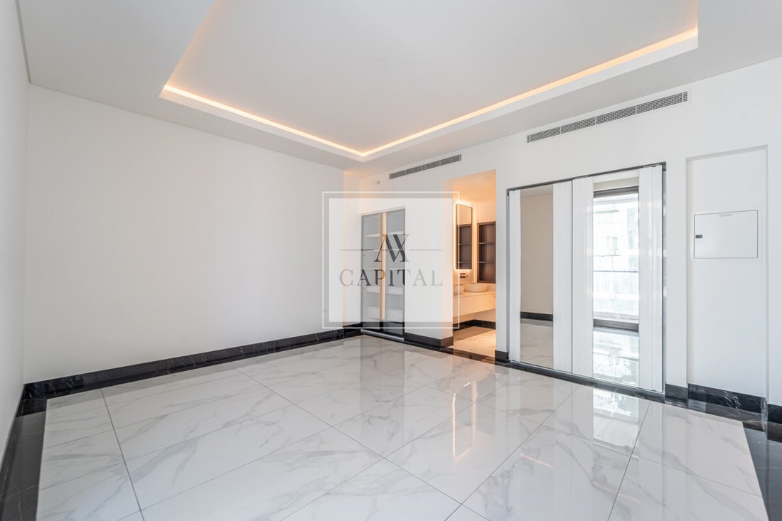 Apartment in Damac Hills, Dubai, United Arab Emirates 5 - 18648105