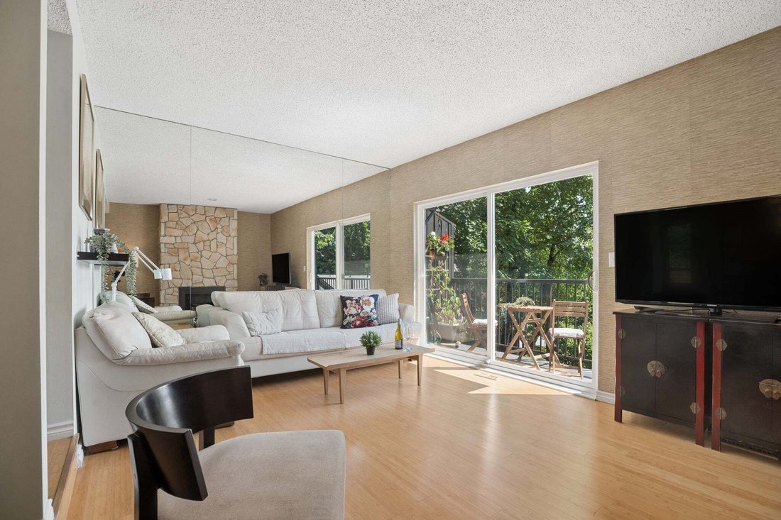 Townhouse in Port Moody, British Columbia, Canada 3 - 18643776