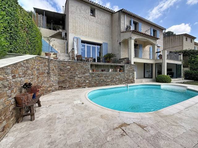 Villa in Tourrette-Levens, Provence-Alpes-Côte d'Azur, France 2 - 18527992