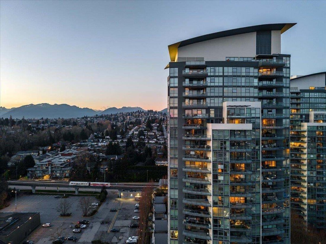 Condo in Burnaby, British Columbia, Canada 1 - 18643830