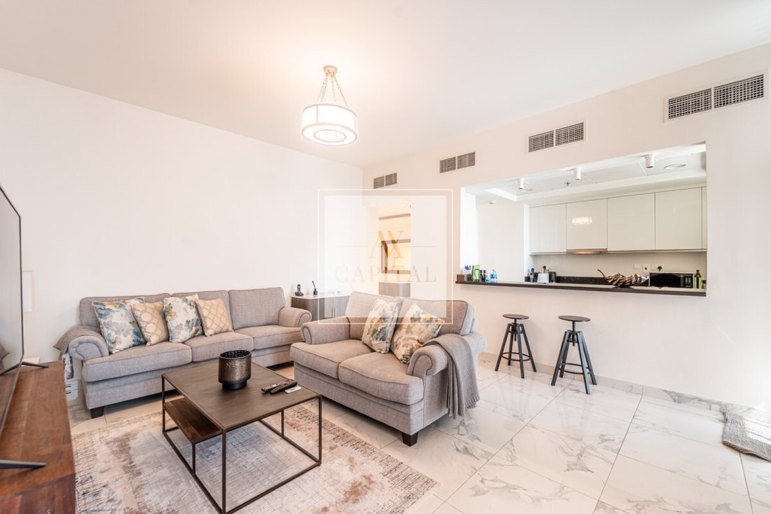 Apartment in Abu Dhabi Emirate, United Arab Emirates 2 - 18648220