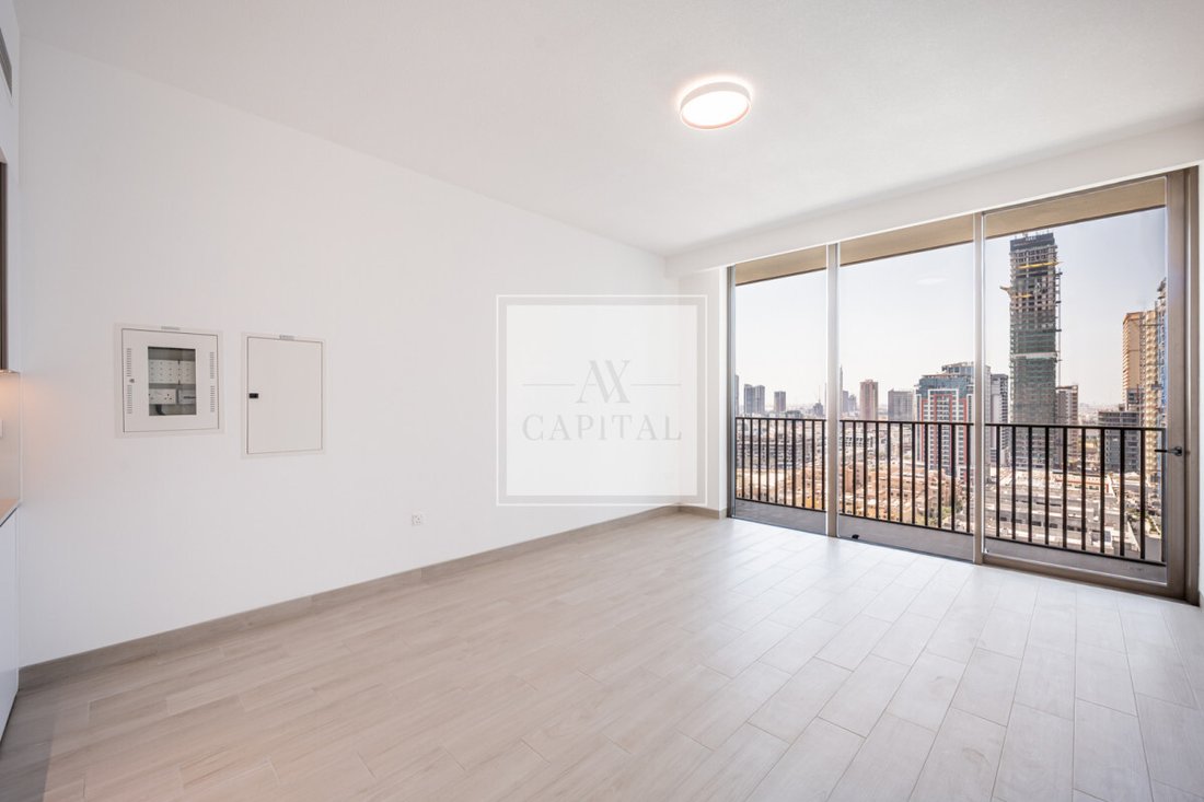 Apartment in JVC / Jumeirah Village Circle, Dubai, United Arab Emirates 3 - 18648172