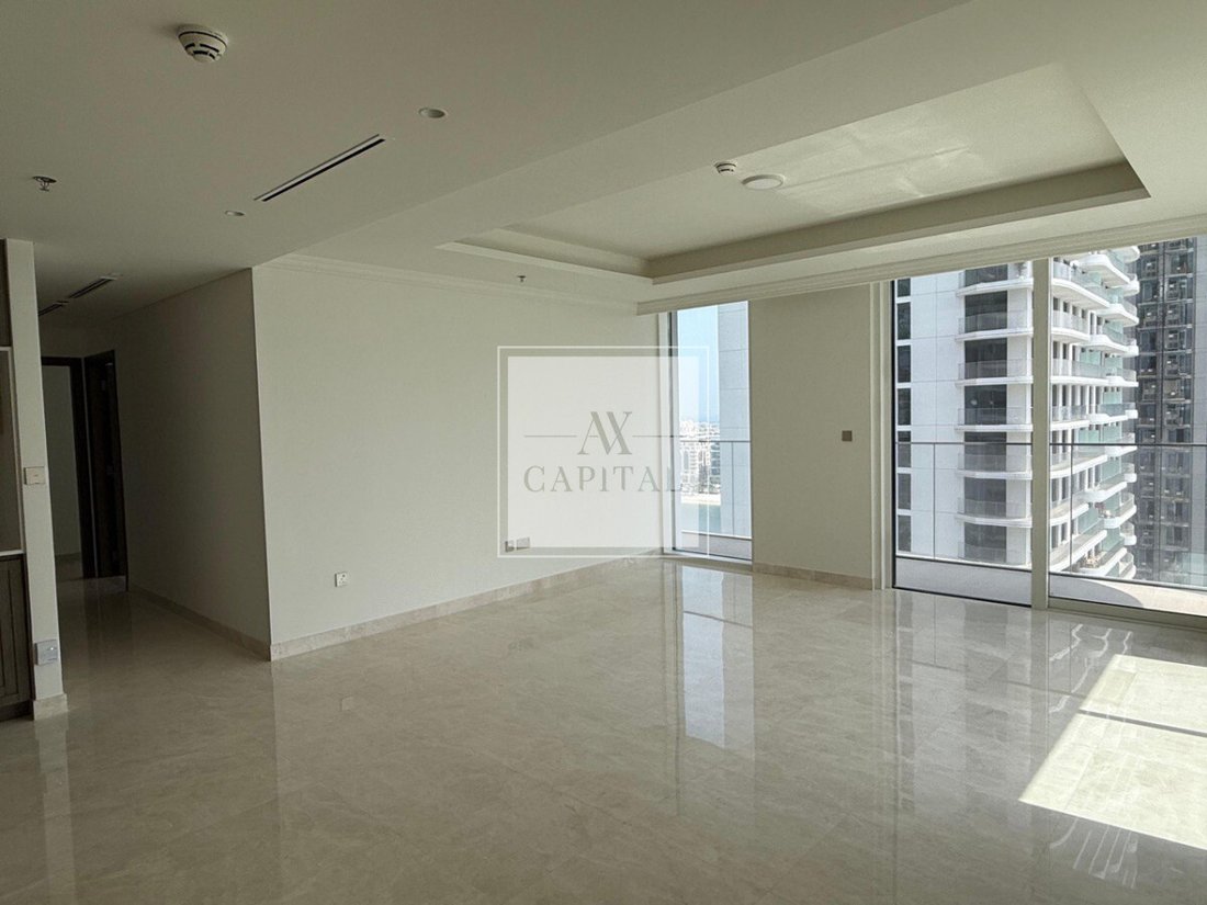 Apartment in Ud al Bayda, Dubai, United Arab Emirates 2 - 18648242