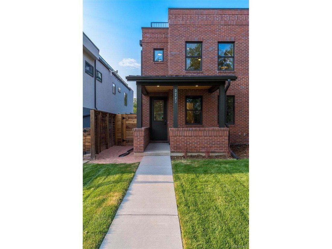 House in Denver, Colorado, United States 2 - 18646078