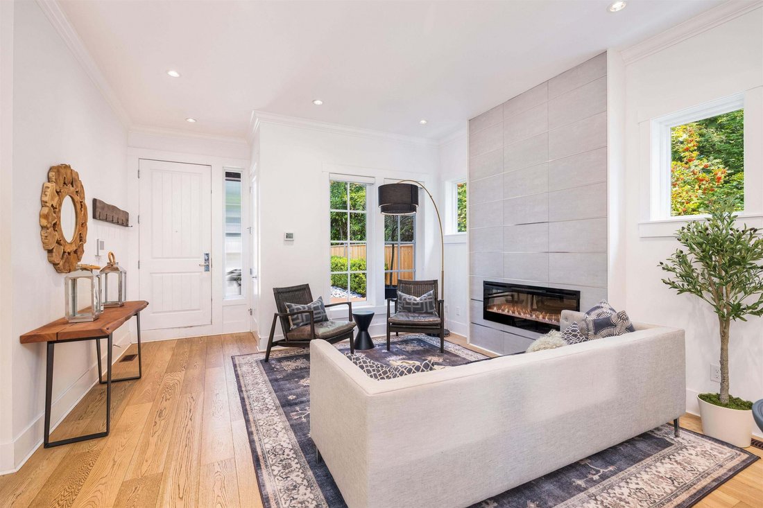 House in North Vancouver, British Columbia, Canada 4 - 18643608