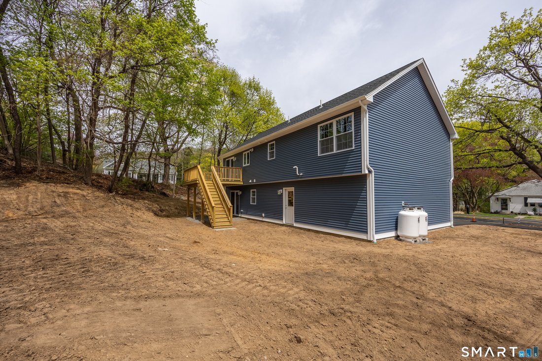 House in Bristol, Connecticut, United States 3 - 18647469