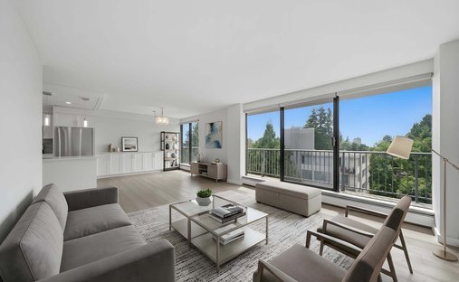 Condo in West Vancouver, British Columbia, Canada 1