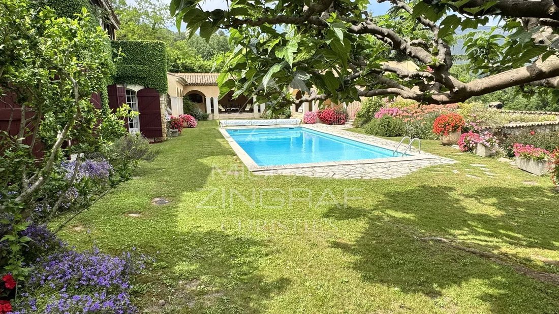 Villa in Cabris, Provence-Alpes-Côte d'Azur, France 3 - 16607667