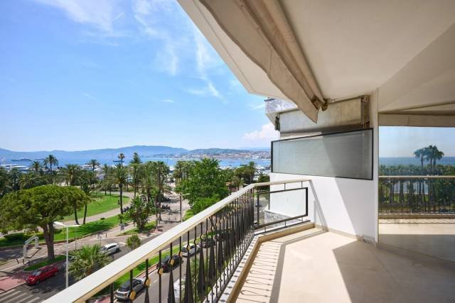 Apartment in Cannes, Provence-Alpes-Côte d'Azur, France 3 - 18352148