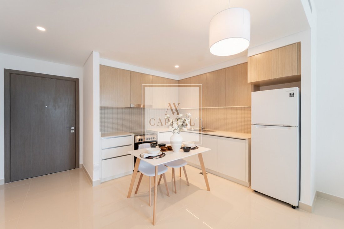 Apartment in Business Bay, Dubai, United Arab Emirates 2 - 18648263