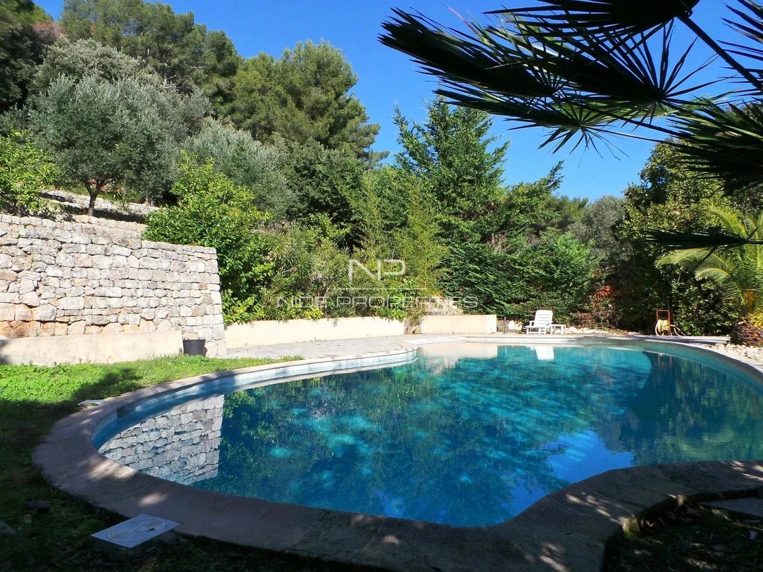 Villa in Brusquet-Retenaou-Devens, Vallauris, France 5 - 18647598
