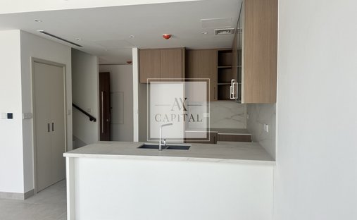 Townhouse in Wadi Al Safa 5, Wadi Al Safa, Dubai 1