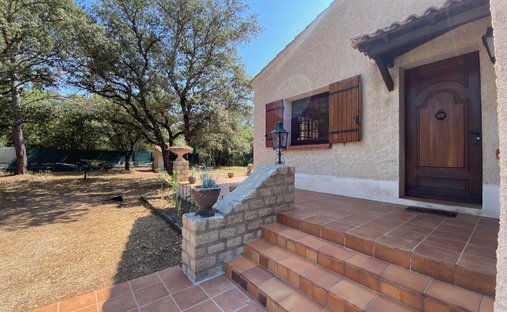 Villa in Secteur Ouest, Pernes-les-Fontaines, France 1