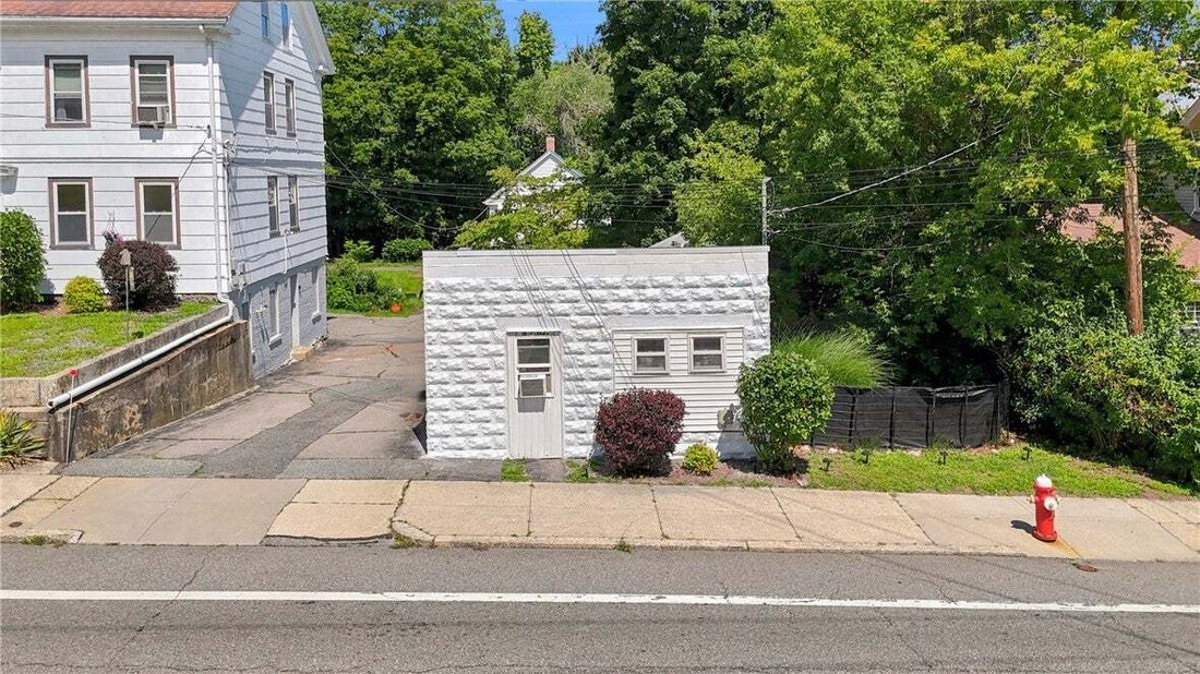 North Smithfield, Rhode Island, United States 2 - 18645735
