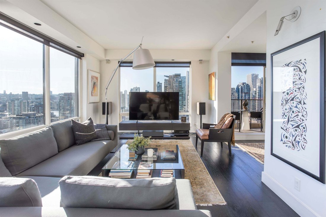 Condo in Vancouver, British Columbia, Canada 3 - 18643877