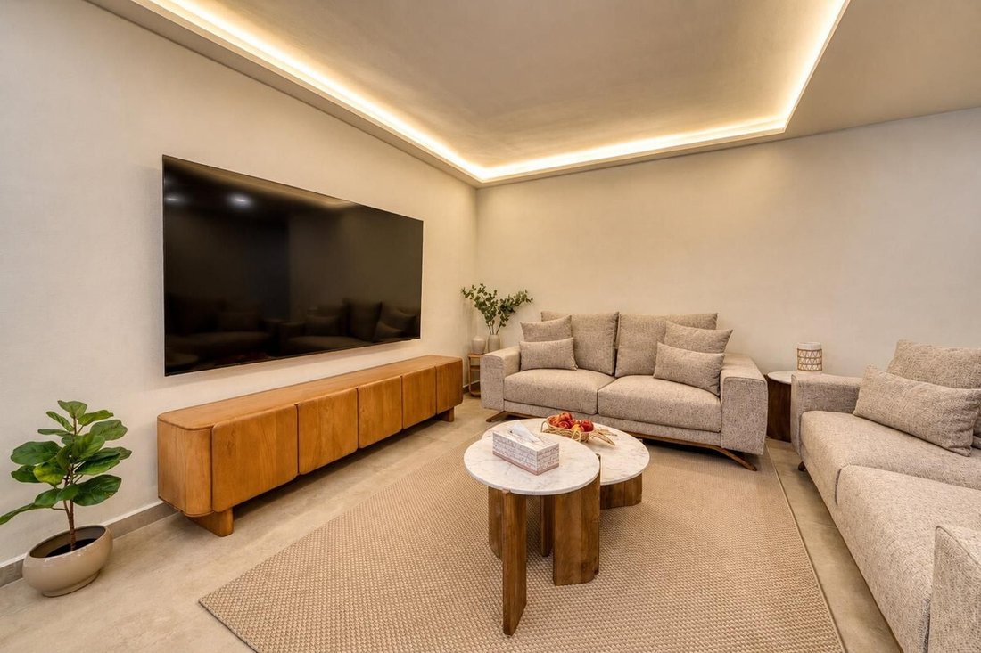 Apartment in Puerto Banus, Marbella, Spain 1 - 18643878