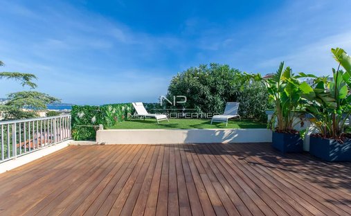 Villa in Fabron, Nice, France 1