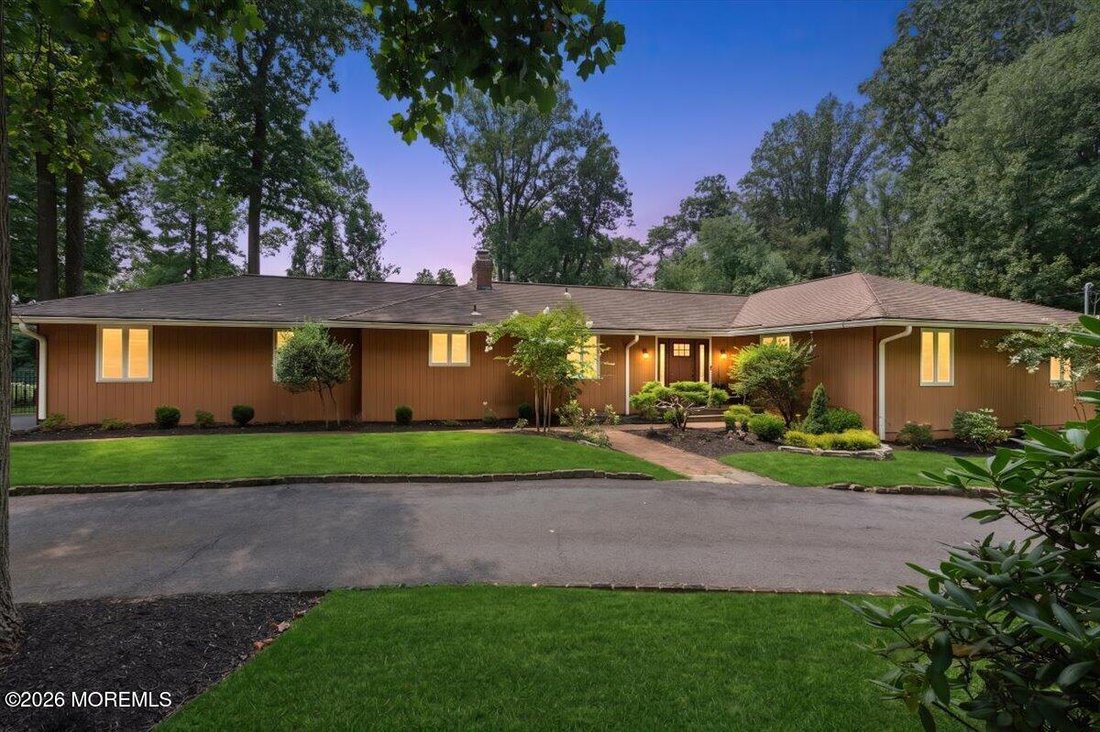 House in Holmdel, New Jersey, United States 1 - 18645583