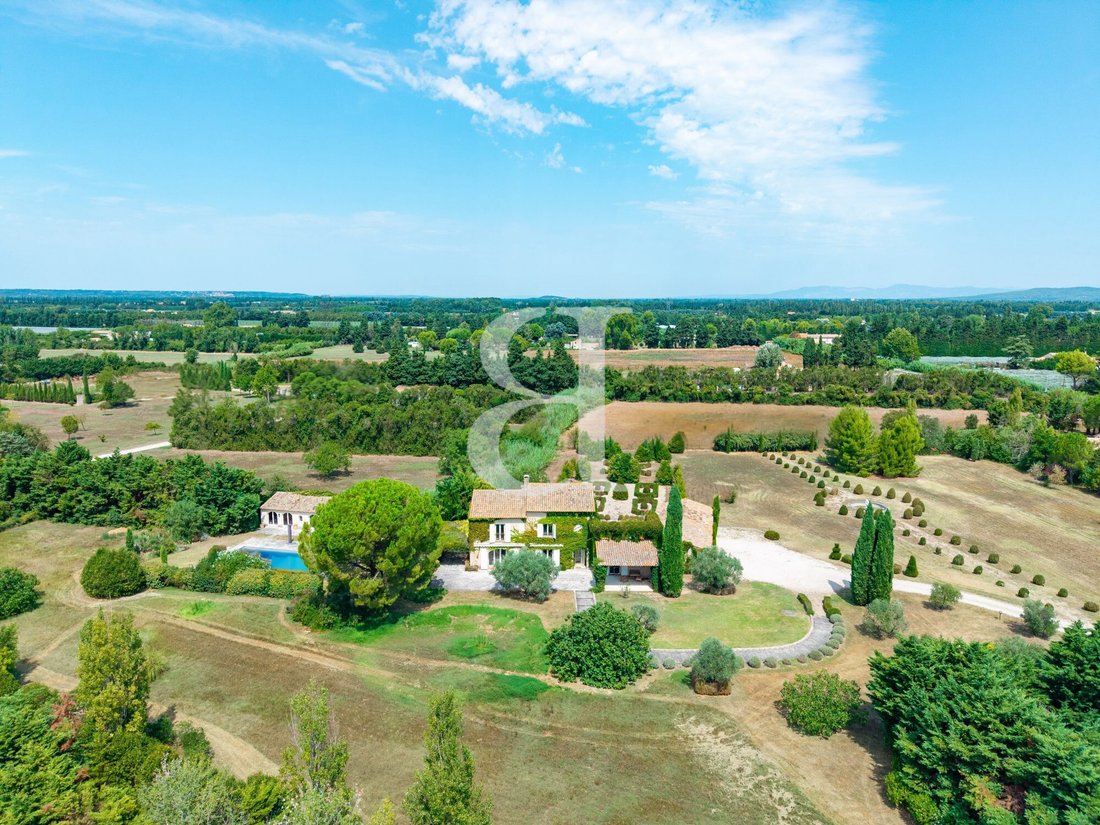 Country House in Cavaillon, Provence-Alpes-Côte d'Azur, France 1 - 18648525
