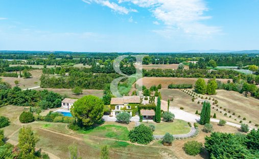 Country House in Cavaillon, Provence-Alpes-Côte d'Azur, France 1