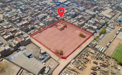 Land in San Juan de Miraflores, Metropolitan Municipality of Lima, Peru 1