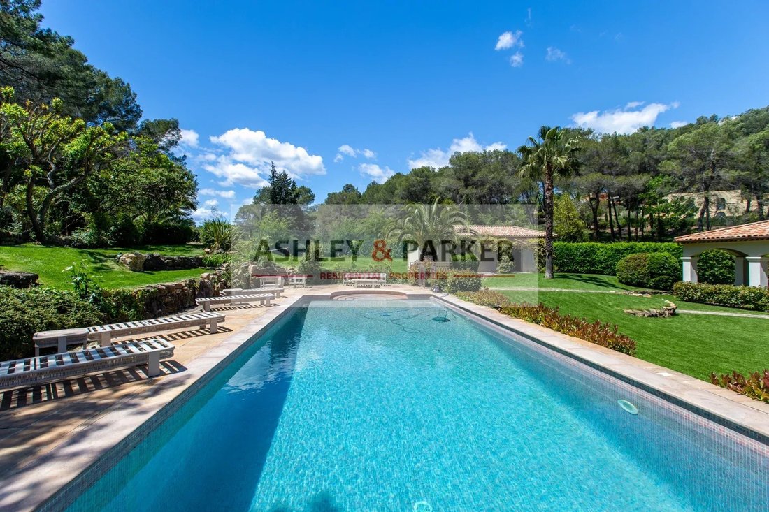 Villa in Grand'Piece-Les Plaines, Mouans-Sartoux, France 2 - 15230758