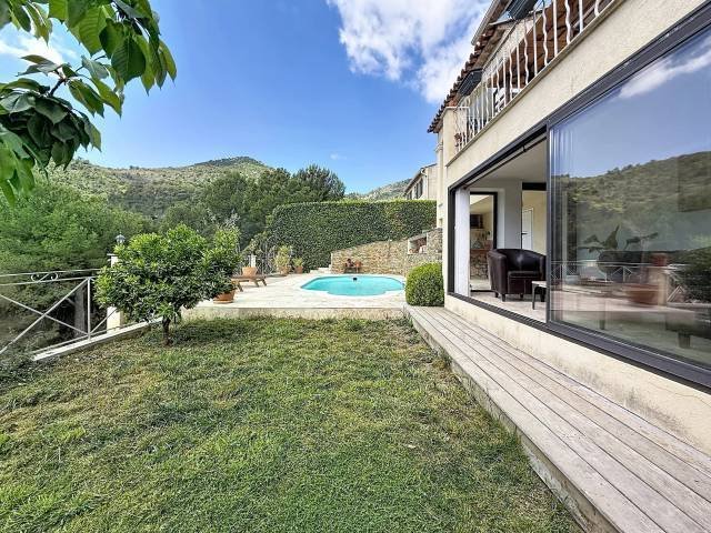 Villa in Tourrette-Levens, Provence-Alpes-Côte d'Azur, France 4 - 18527992