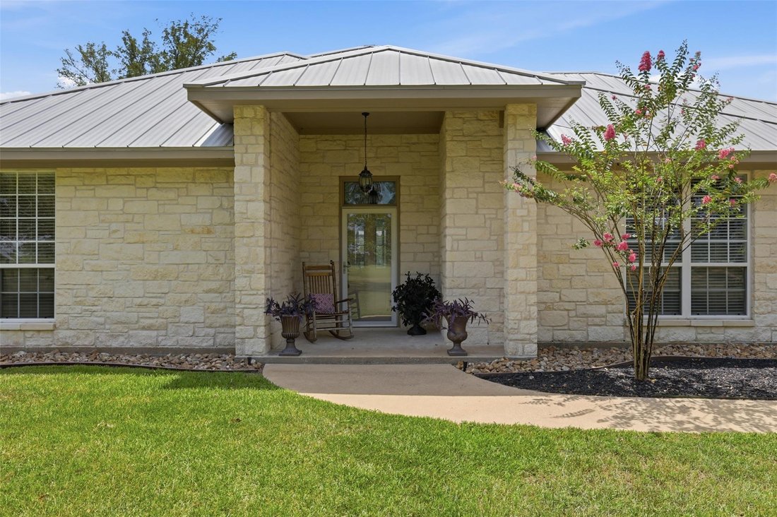 House in Wixon Valley, Texas, United States 2 - 18647160