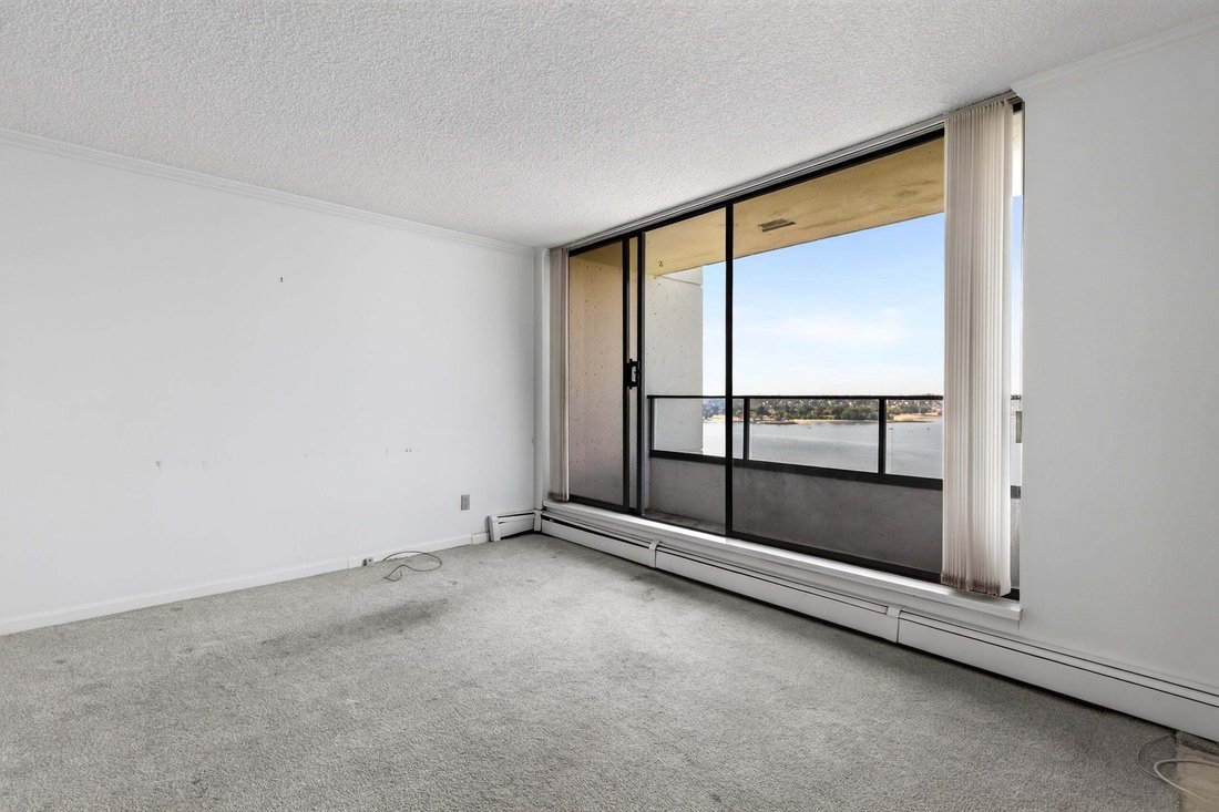 Condo in Vancouver, British Columbia, Canada 4 - 18643806
